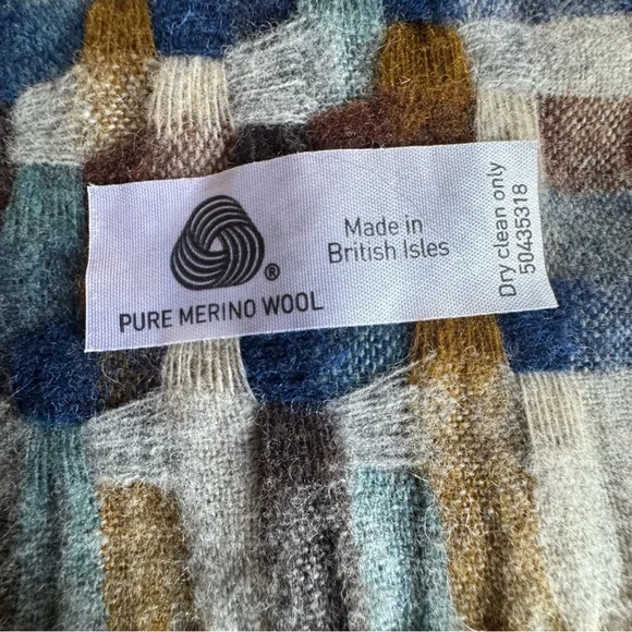 Multicolor Scarf Moon Pure 100% Merino Wool Woven Fringe Scarf British Isles - Picture 2 of 7